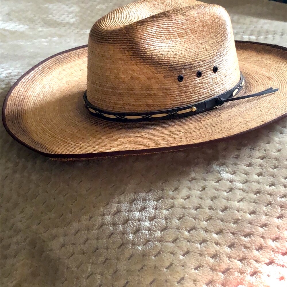 Jason Aldean western fedora